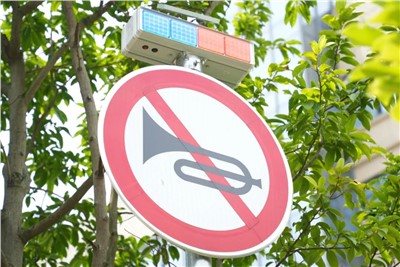 世邦通信：全國(guó)多地都在禁止鳴笛，如何正視“城市禁鳴” ？